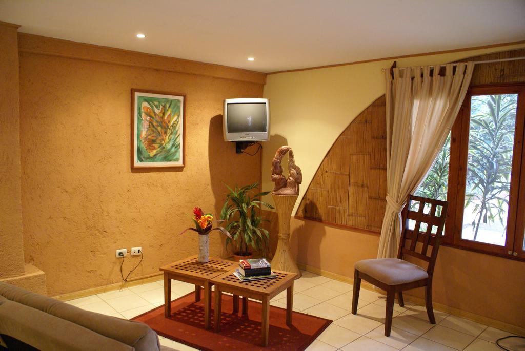 Dushi Vida Country Inn Alajuela Dış mekan fotoğraf