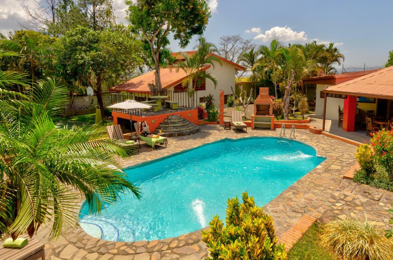 Dushi Vida Country Inn Alajuela Dış mekan fotoğraf